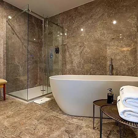 Boemio Flh 4*